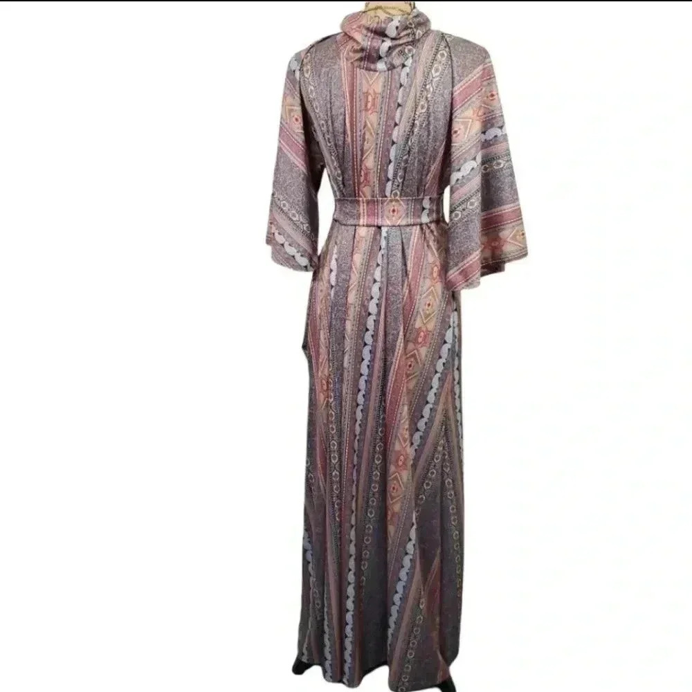 Vintage 70s Handmade Pashmina print dress. With pockets - Picture 3 of 8